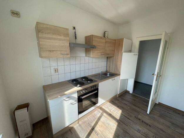 Wohnung zur Miete 345 € 3 Zimmer 63 m² 3. Geschoss frei ab sofort Dresdener Straße 35 Roßwein 04741