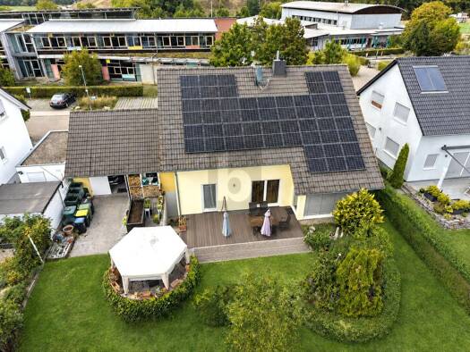 Einfamilienhaus zum Kauf 849.000 € 5 Zimmer 180 m² 555 m² Grundstück Friolzheim 71292