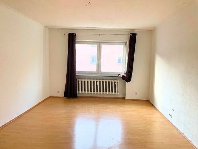 Wohnung zur Miete 895 € 2 Zimmer 87 m²<br/>Wohnfläche 1.<br/>Geschoss ab sofort<br/>Verfügbarkeit Bamberg Bamberg 96052