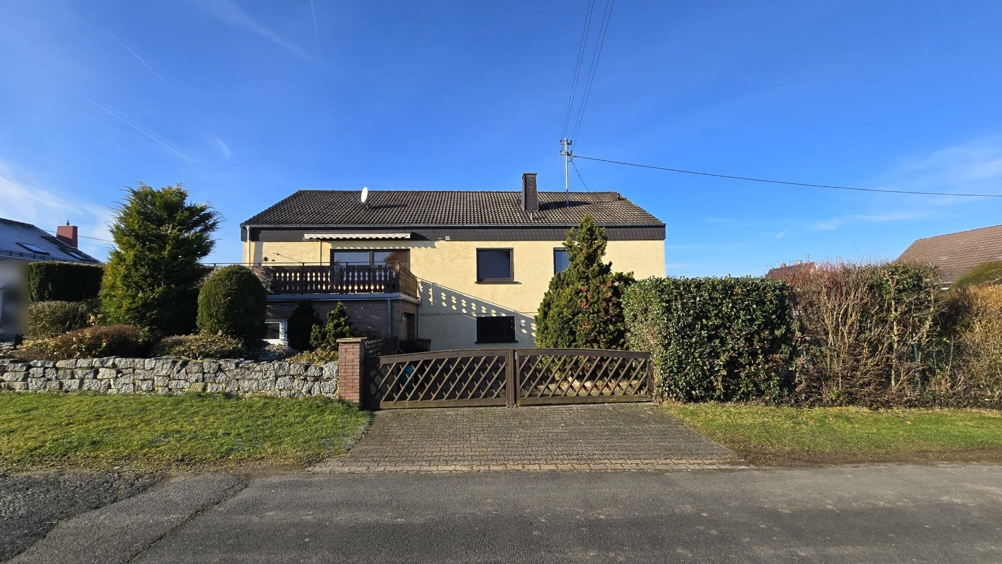 Einfamilienhaus zum Kauf 499.000 € 4 Zimmer 110 m²<br/>Wohnfläche 838 m²<br/>Grundstück Walsdorf Idstein 65510