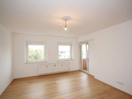 Wohnung zur Miete 1.265 € 2 Zimmer 56 m² 5. Geschoss frei ab 01.09.2026 Bogenhausen München 81925
