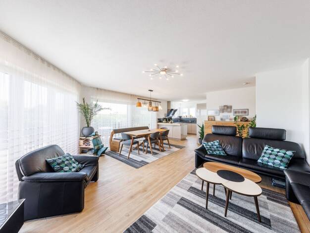 Mehrfamilienhaus zum Kauf - Erstbezug 1.198.000 € 7 Zimmer 256,3 m² 596 m² Grundstück Kochendorf Bad Friedrichshall 74177