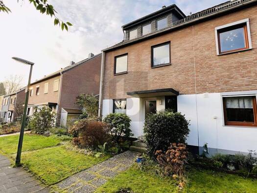 Doppelhaushälfte zum Kauf 335.000 € 6 Zimmer 134 m² 256 m² Grundstück Lesum Bremen 28717