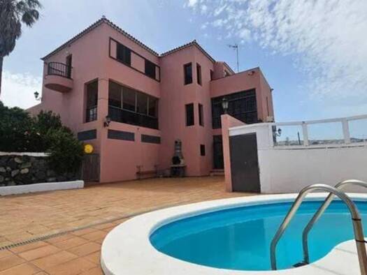 Chalet zum Kauf 750.000 € 7 Zimmer 513 m² Calle Benchijigua, 8 8 Santa Cruz de Tenerife 38111