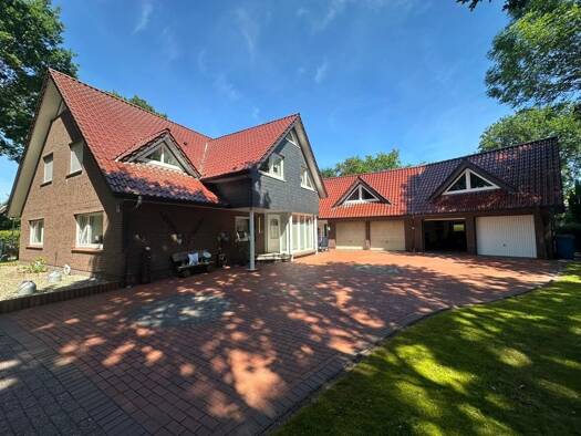 Mehrfamilienhaus zum Kauf 389.000 € 10 Zimmer 321 m² 1.088 m² Grundstück Scharrel-Bätholt Saterland 26683
