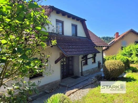 Einfamilienhaus zum Kauf 535.000 € 8 Zimmer 210 m² 680 m² Grundstück In der Beund 3 Kirchheim 97268