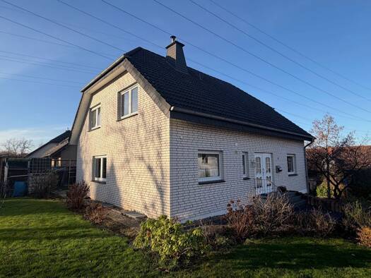 Einfamilienhaus zum Kauf provisionsfrei 465.000 € 8 Zimmer 178 m² 834 m² Grundstück Innenstadt Herford 32049