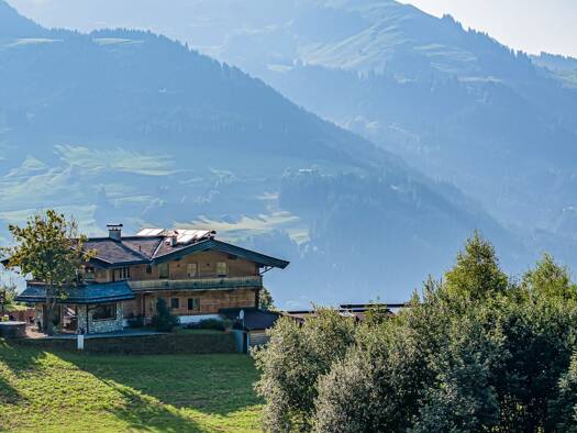 Haus zum Kauf 6.400.000 € 7 Zimmer 309 m² 1.081 m² Grundstück Aurach bei Kitzbühel 6371