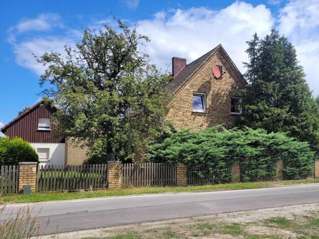 Einfamilienhaus zum Kauf 210.000 € 9 Zimmer 203,2 m² 1.654 m² Grundstück Schleife Schleife 02959