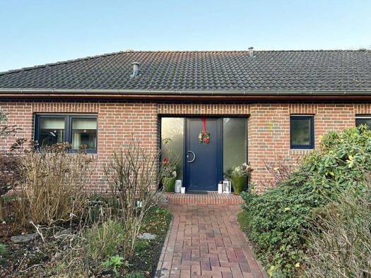 Einfamilienhaus zum Kauf 365.000 € 3 Zimmer 124 m² 650 m² Grundstück Zetel 26340