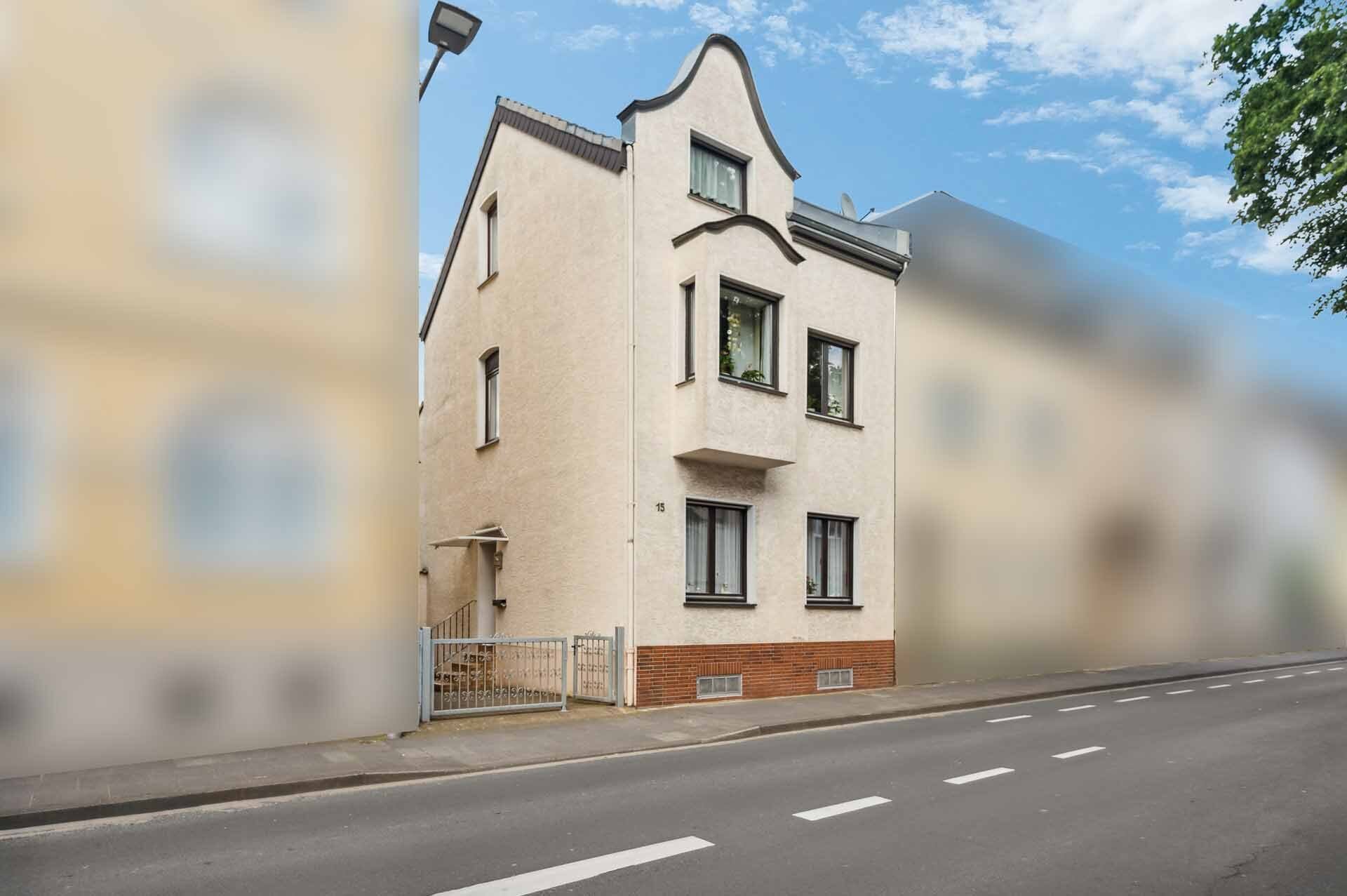 Reihenendhaus zum Kauf 399.000 € 5 Zimmer 122 m²<br/>Wohnfläche 401 m²<br/>Grundstück Wahllokal 150 Siegburg 53721