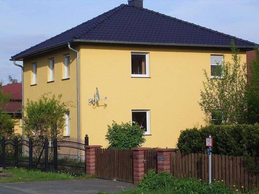 Stadthaus zum Kauf provisionsfrei 584.930 € 4 Zimmer 135 m² 1.290 m² Grundstück Graßdorfer Straße 50 Taucha 04425