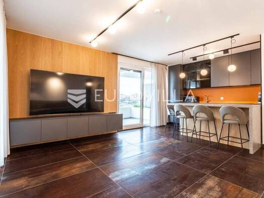 Penthouse zum Kauf - Erstbezug 480.000 € 1 Zimmer 85,6 m² 8. Geschoss Mejaši Split 21000