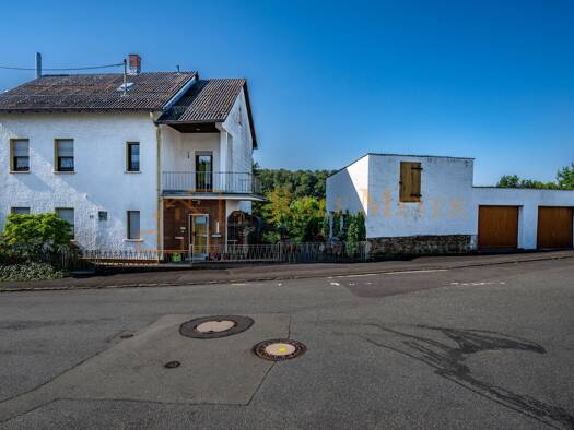 Haus zum Kauf 178.500 € 4 Zimmer 110 m² 1.354 m² Grundstück Falkenbach Villmar 65606