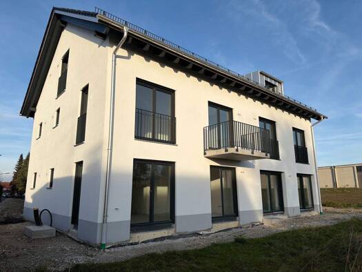 Wohnung zur Miete - Erstbezug 900 € 2 Zimmer 45 m² 2. Geschoss frei ab 01.02.2026 Langengeisling Erding 85435