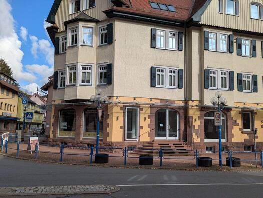 Laden zur Miete 7 Zimmer 150 m² Verkaufsfläche Bad Liebenzell 75378