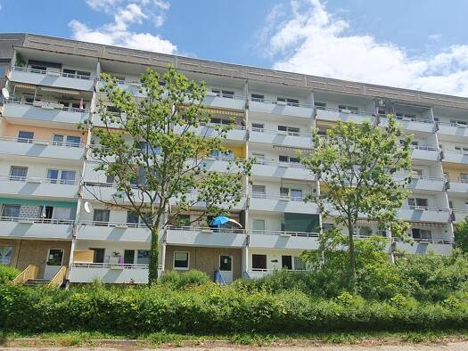 Wohnung zur Miete 382 € 2 Zimmer 56,4 m² Schönauer Ring 55 Schönau West 04205