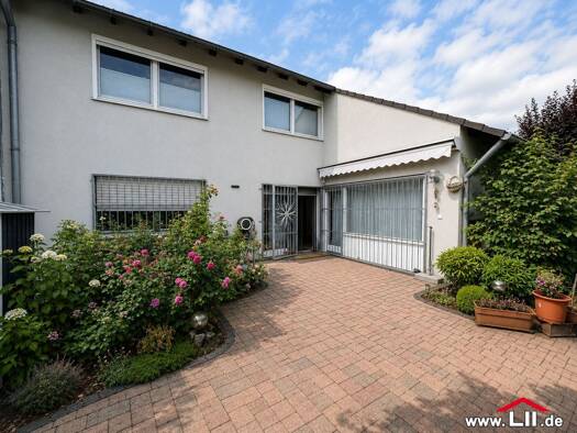 Haus zur Miete 2.550 € 5,5 Zimmer 173,2 m² 256 m² Grundstück Ober-Eschbach Bad Homburg vor der Höhe 61352