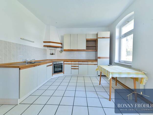 Wohnung zur Miete 350 € 2,5 Zimmer 75 m² Thum Thum 09419