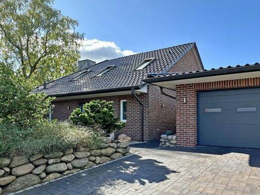 Einfamilienhaus zum Kauf 995.000 € 4 Zimmer 169 m² 731 m² Grundstück Sasel Hamburg 22393