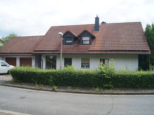 Einfamilienhaus zum Kauf als Kapitalanlage geeignet 270.000 € 9 Zimmer 837 m² Grundstück Wartenfels 173 Wartenfels Presseck 95355