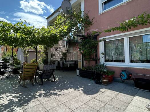 Mehrfamilienhaus zum Kauf als Kapitalanlage geeignet 749.000 € 10,5 Zimmer 324 m² 284 m² Grundstück Treuchtlingen 91757