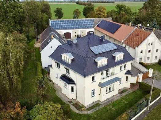 Mehrfamilienhaus zum Kauf 895.000 € 15 Zimmer 483,1 m² 6.270 m² Grundstück Seehausen Leipzig 04356