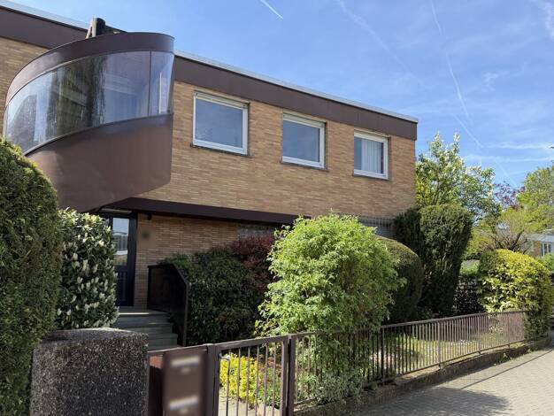Mehrfamilienhaus zum Kauf 749.000 € 8 Zimmer 254 m² 738 m² Grundstück Eschersheim Mitte-Nord 60433