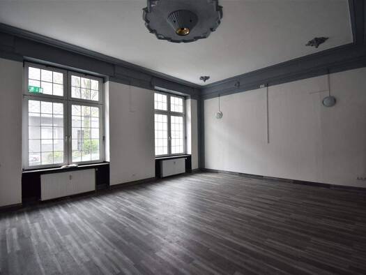 Laden zur Miete 2.000 € 231,7 m² Verkaufsfläche Hubertstraße 304 Kray Essen 45307