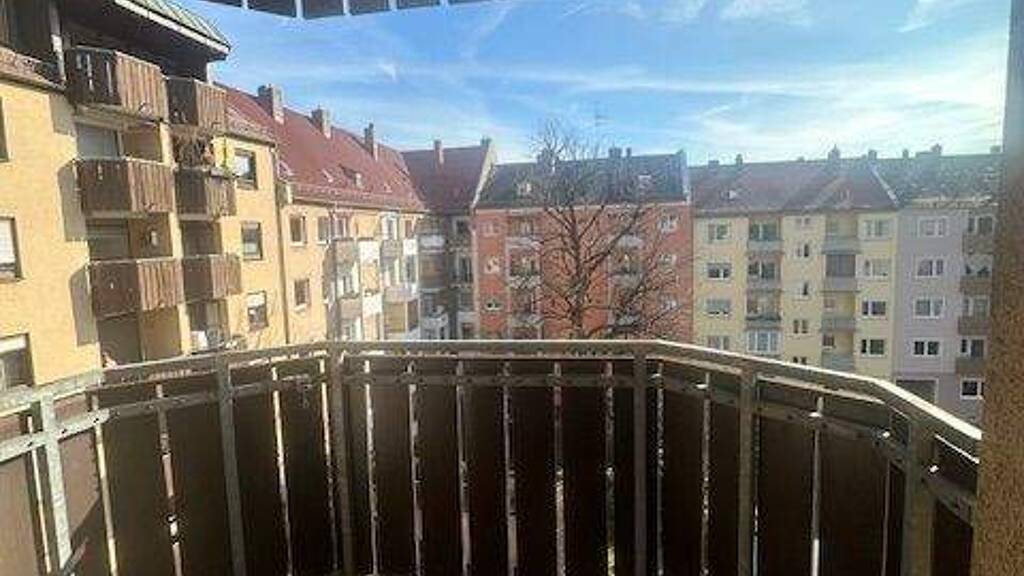 WG-Zimmer zur Miete 990 € 3 Zimmer 91 m² 4. Geschoss frei ab sofort Lichtenhof Nürnberg 90459