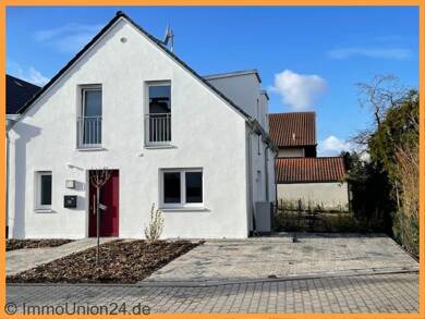 Doppelhaushälfte zur Miete 2.380 € 4 Zimmer 122 m² 298 m² Grundstück frei ab 01.08.2025 Burgfarrnbach Fürth 90768