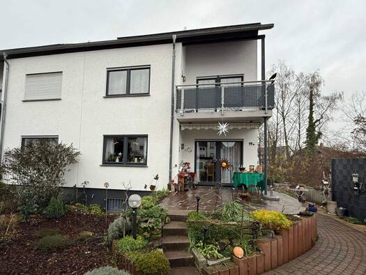 Doppelhaushälfte zum Kauf 725.000 € 5 Zimmer 145 m² 313 m² Grundstück Kelkheim 65779