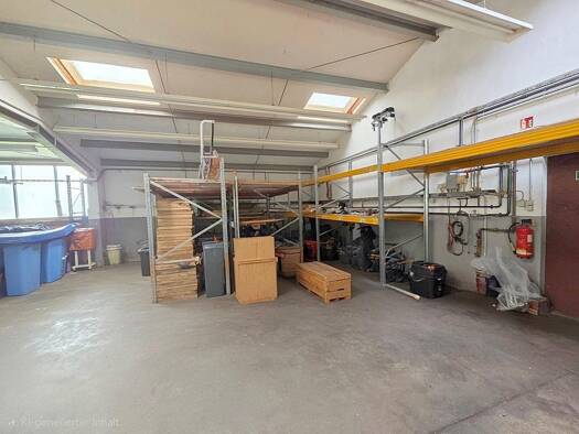 Lagerhalle zur Miete provisionsfrei 865 € 247 m² Lagerfläche Halver Halver 58553