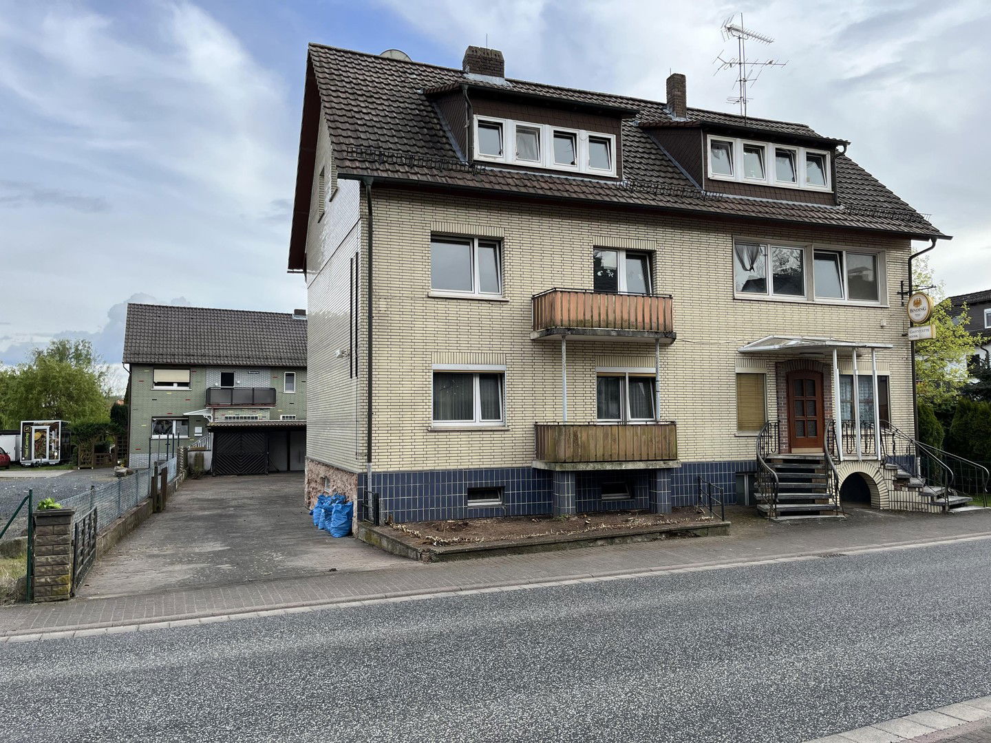 Mehrfamilienhaus zum Kauf provisionsfrei als Kapitalanlage geeignet 199.000 € 600 m²<br/>Wohnfläche 600 m²<br/>Grundstück Eisenacherstrasse 51 Fernbreitenbach Thüringen - Berka/Werra 99837