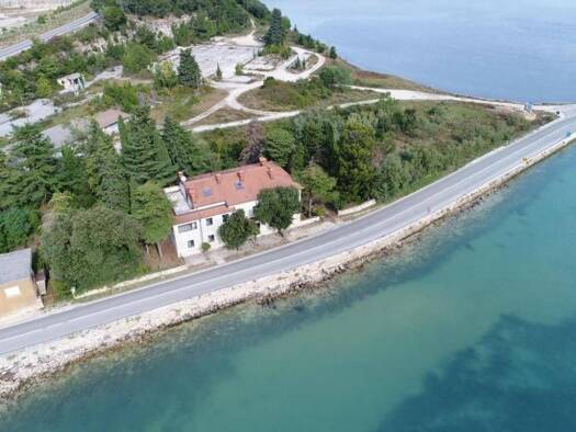 Haus zum Kauf 7 Zimmer 650 m² Novigrad