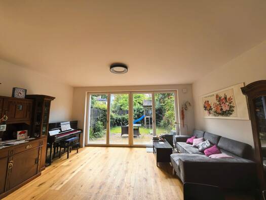 Reihenhaus zur Miete 2.500 € 5 Zimmer 145 m² 145 m² Grundstück frei ab 01.09.2026 Schwachhausen Ost 28209