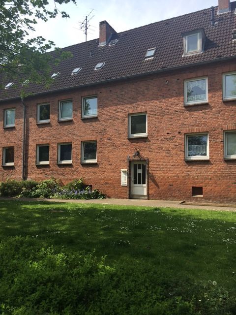 Wohnung zur Miete 250 € 2 Zimmer 33,8 m²<br/>Wohnfläche EG<br/>Geschoss 16.12.2024<br/>Verfügbarkeit Ludwig-Ohlsen-Straße 3 Osterhusum Husum 25813