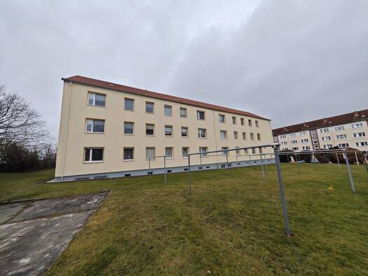 Wohnung zum Kauf provisionsfrei 80.000 € 4 Zimmer 70 m² EG Louis-Petermann-Straße 18 Geithain Geithain 04643
