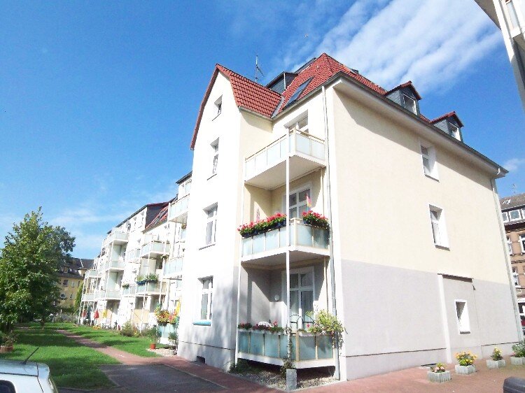 Wohnung zur Miete nur mit Wohnberechtigungsschein 423 € 3,5 Zimmer 68,2 m²<br/>Wohnfläche 3.<br/>Geschoss Steeler Straße 490 Steele Essen 45276