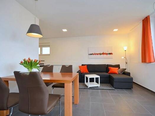 Wohnung zur Miete 1.000 € 2 Zimmer 50 m² Geschoss EG/4 frei ab sofort Bergheim Weilimdorf 70499