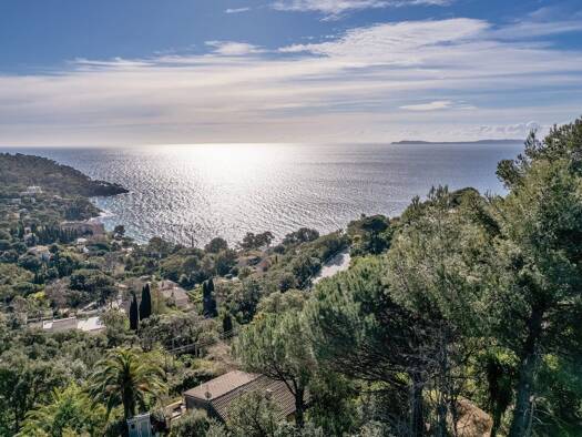 Einfamilienhaus zum Kauf 1.500.000 € 7 Zimmer 146 m² 2.200 m² Grundstück Rayol-Canadel-sur-Mer 83820