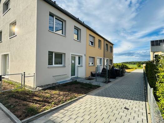 Reihenendhaus zum Kauf - Erstbezug 649.000 € 4 Zimmer 105 m² 220 m² Grundstück Kornburg Nürnberg 90455