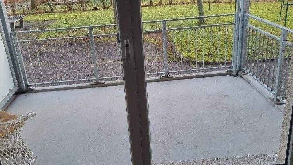 Wohnung zur Miete 250 € 2 Zimmer 43,8 m² frei ab sofort Wolgograder Allee 6 Hutholz Chemnitz 09123