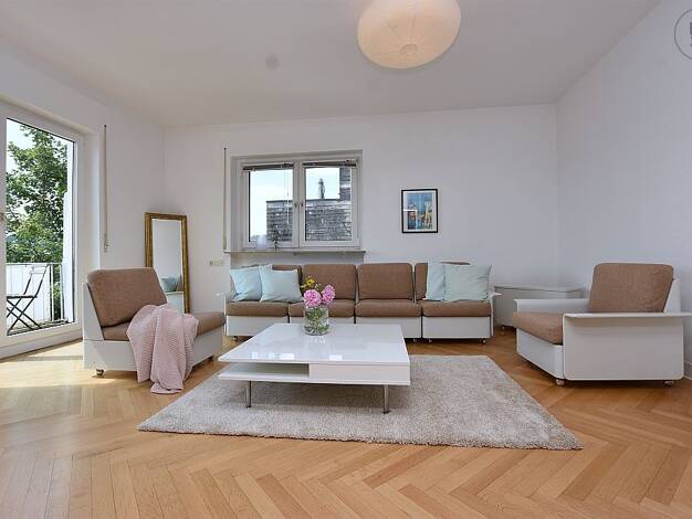 Wohnung zur Miete auf Zeit 2.190 € 4 Zimmer 100 m² frei ab 01.05.2026 West Stuttgart 70193