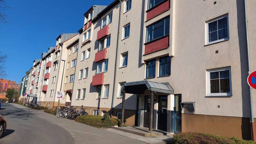 Studio zur Miete 350 € 1 Zimmer 16 m² Anger Erlangen 91052
