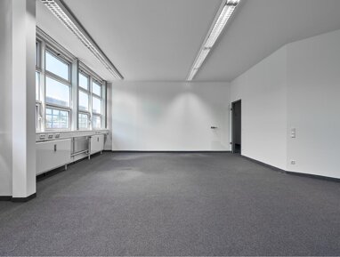 Bürofläche zur Miete 6,50 € 483,6 m² Bürofläche Bretonischer Ring 4-6a Neukeferloh Grasbrunn 85630