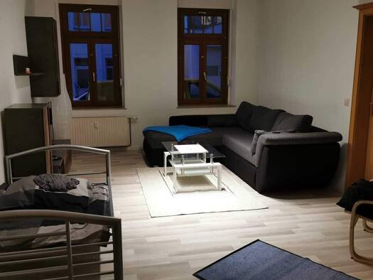 Wohnung zur Miete Wohnen auf Zeit 660 € 3 Zimmer 75 m² frei ab sofort Karl-Liebknecht-Straße 2 Ostviertel Gera 07546