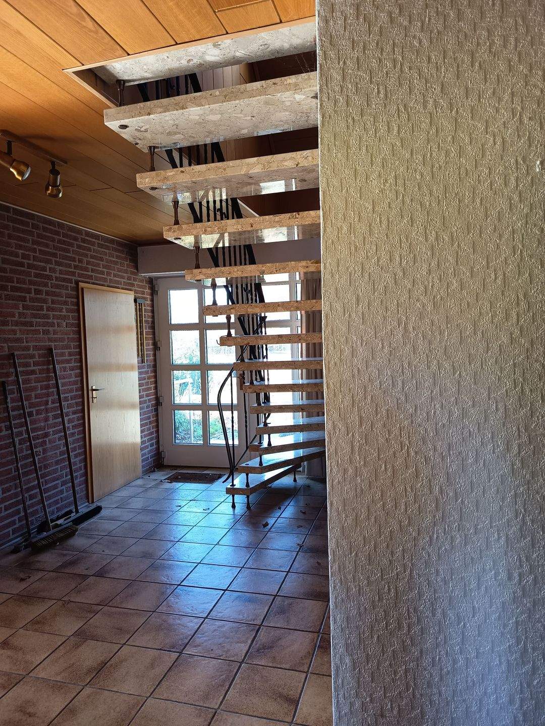 Immobilie in Rastede - Einfamilienhaus mit viel Platz für die ganze Familie in Rastede-Leuchtenburg - Bild 4