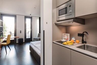 Wohnung zur Miete Wohnen auf Zeit 2.171 € 1 Zimmer 30 m² frei ab 14.12.2024 Petra-Kelly-Straße Schwere-Reiter-Straße München 80797