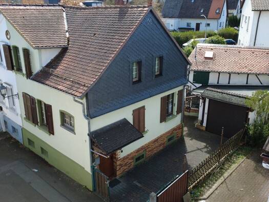 Doppelhaushälfte zum Kauf 245.000 € 4 Zimmer 67 m² 130 m² Grundstück Kirdorf Bad Homburg 61350